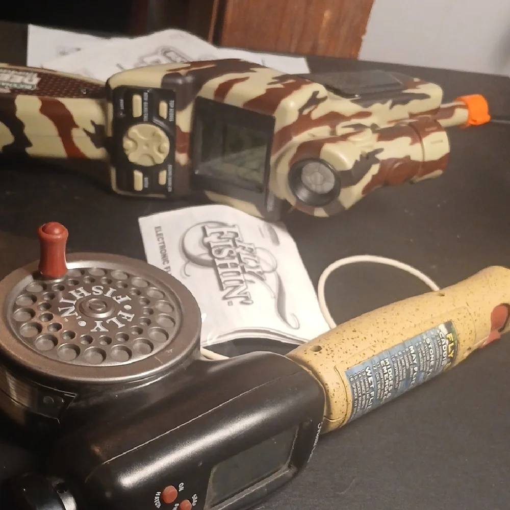 FLY FISHIN' & BUCKMASTERS DEER HUNTIN' VINTAGE VIDEO GAMES Handheld 90's
